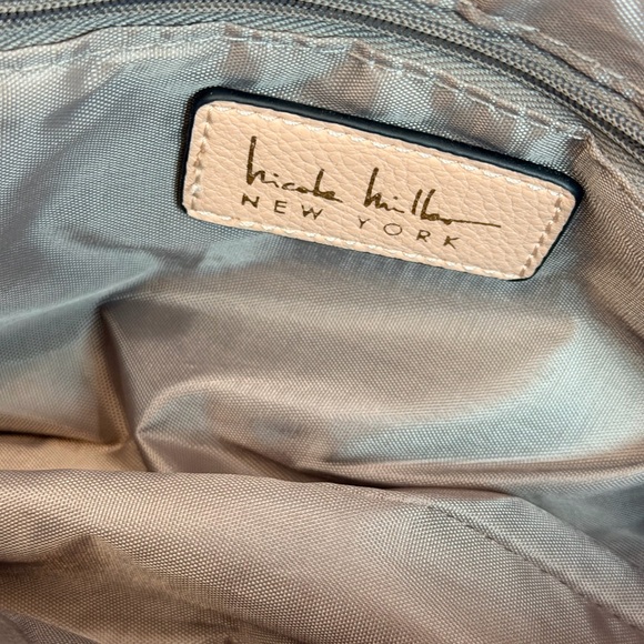 Nicole Miller New York Petal Pink Katie Zip Shoulder Bag - Picture 4 of 5